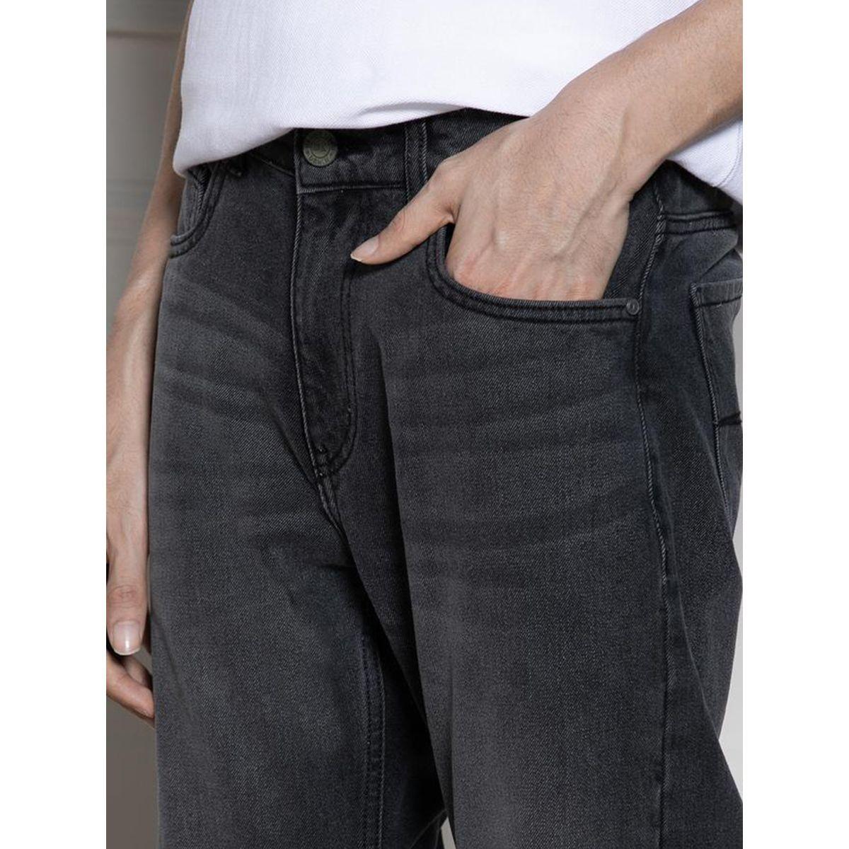 Dennis Lingo X Styli  Mid Rise Relaxed Fit Light Fade Jeans-men-clothing-bottoms-jeans-image-3