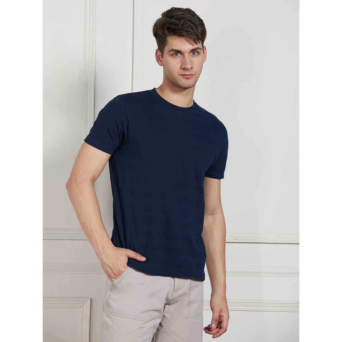تيشيرت بقصة عادية وتفاصيل بارزة الملمس دينيس لينجو × ستايلي-men-clothing-tshirtsandpolos-tshirts-image-1