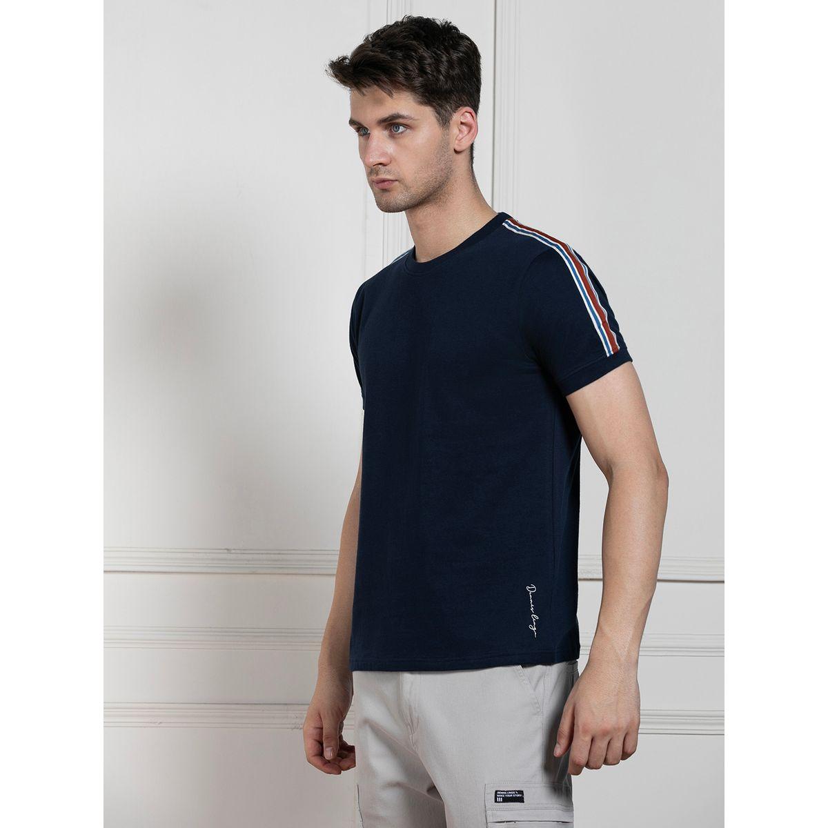 Dennis Lingo X Styli  Regular Fit Taping Detail T-Shirt-men-clothing-tshirtsandpolos-tshirts-image-2