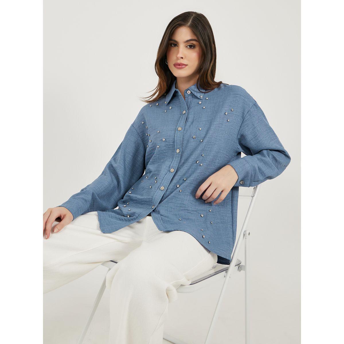 بلوزة فضفاضة بنسيج دنيم وتفاصيل منمقة-women-clothing-shirtsandblouses-shirts-image-1