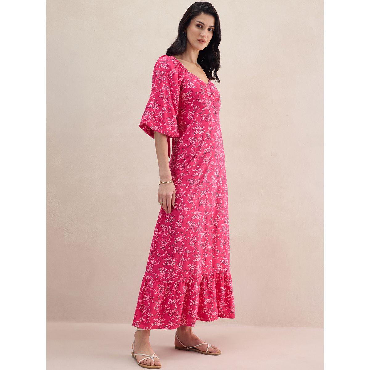 فستان طويل مطبع بزهور مع ياقة بشكل قلب فِميلا × ستايلي-women-clothing-dresses-image-2