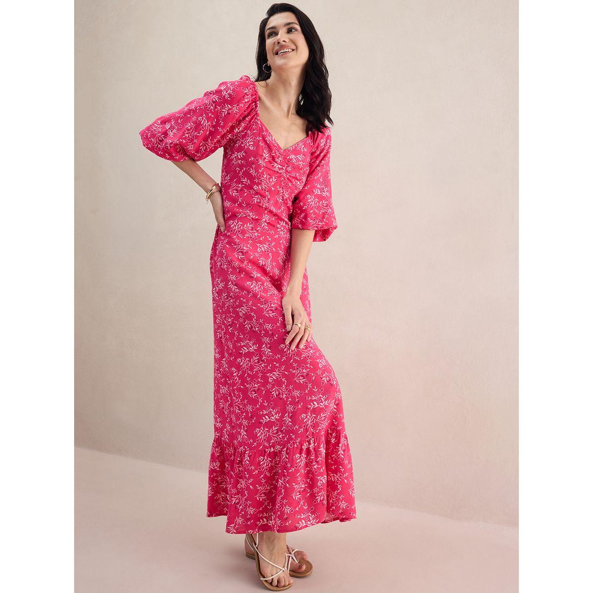 فستان طويل مطبع بزهور مع ياقة بشكل قلب فِميلا × ستايلي-women-clothing-dresses-image-4