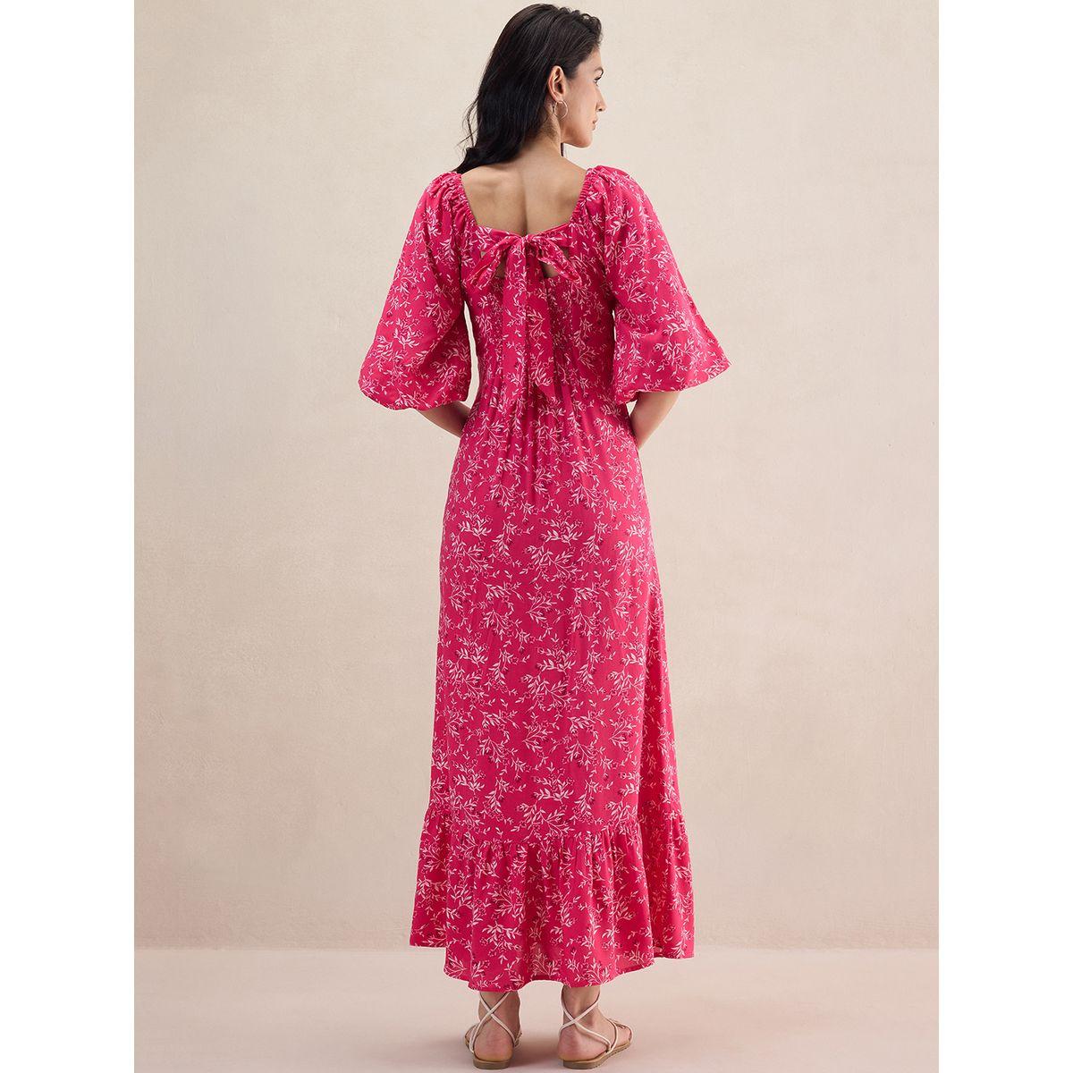 فستان طويل مطبع بزهور مع ياقة بشكل قلب فِميلا × ستايلي-women-clothing-dresses-image-7