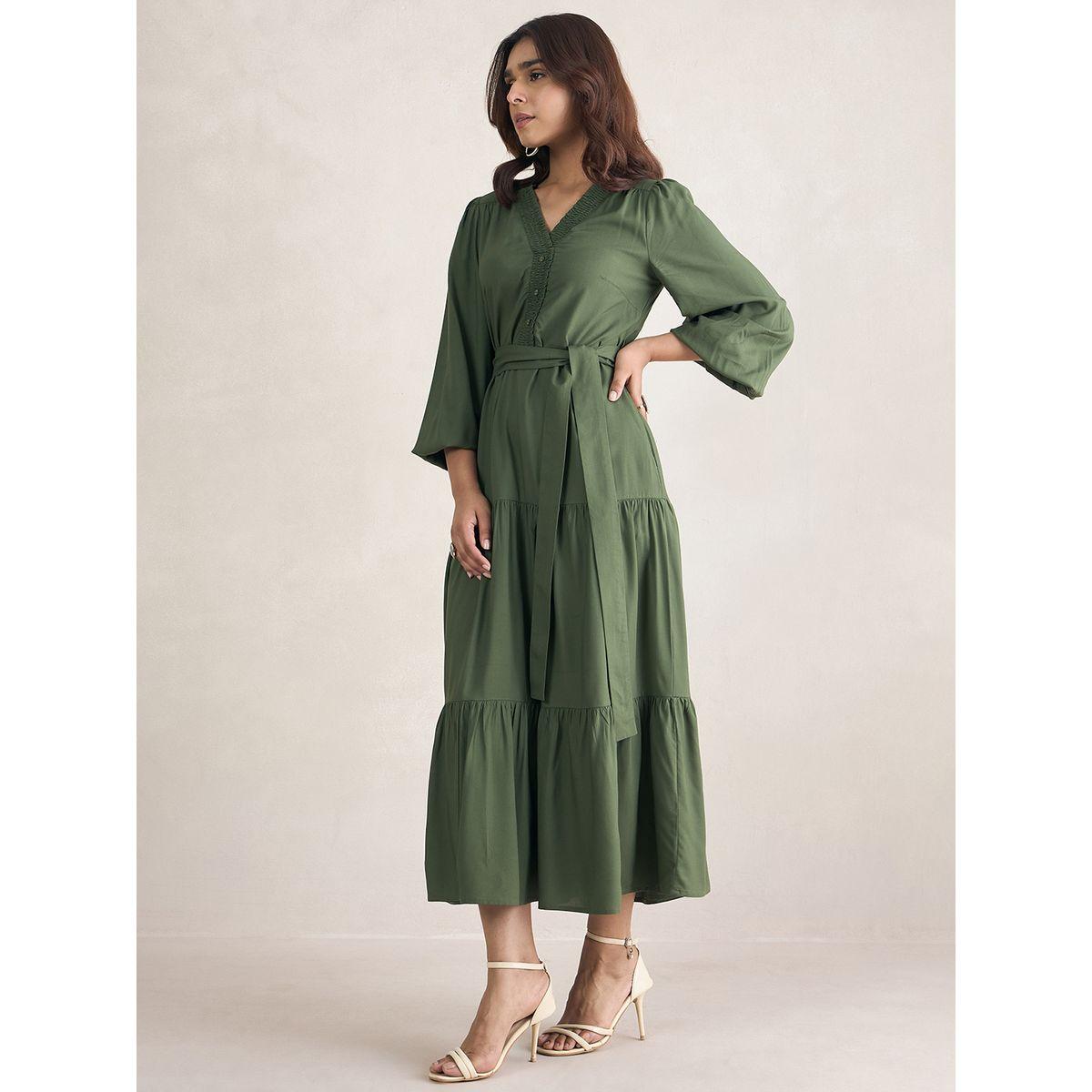 فستان طويل بكسرات مع حزام خصر فِميلا × ستايلي-women-clothing-dresses-image-3