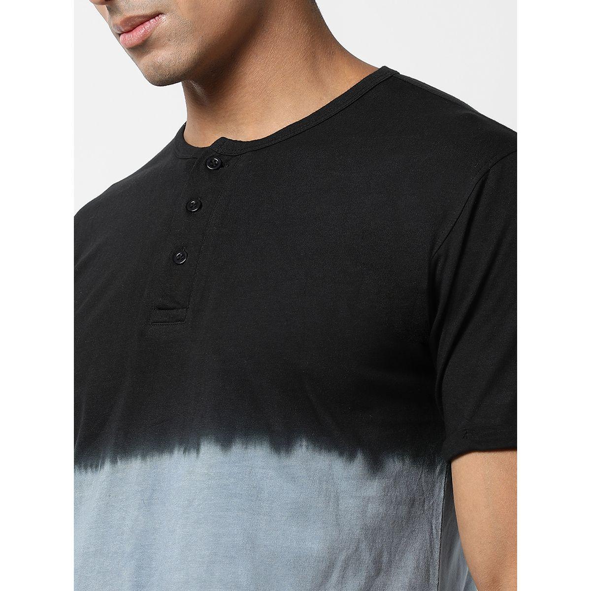 Campus Sutra X Styli  Ombre Look Henley Neck T-Shirt-men-clothing-tshirtsandpolos-tshirts-image-2