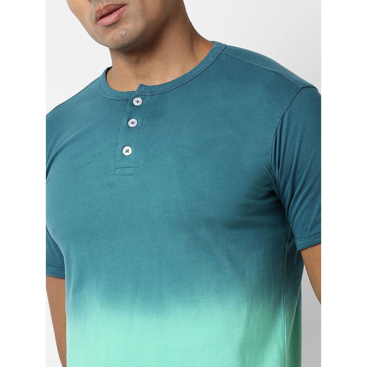Campus Sutra X Styli  Ombre Look Henley Neck T-Shirt-men-clothing-tshirtsandpolos-tshirts-image-2