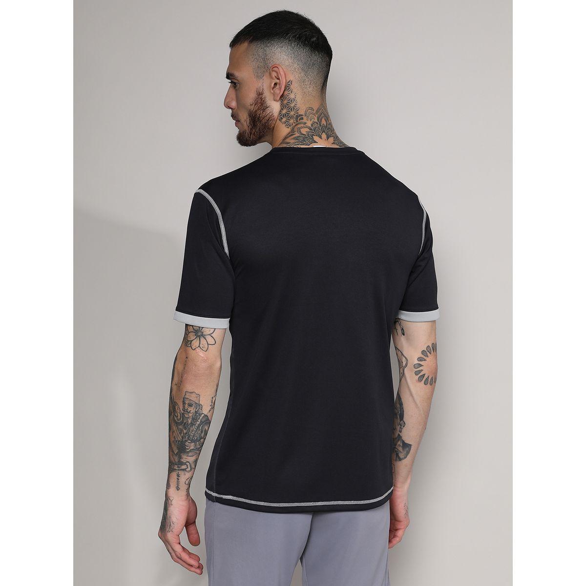 Campus Sutra X Styli  Geometric Print Logo Detail T-Shirt-men-clothing-sportswearandactivewear-tshirtsandpolos-image-3