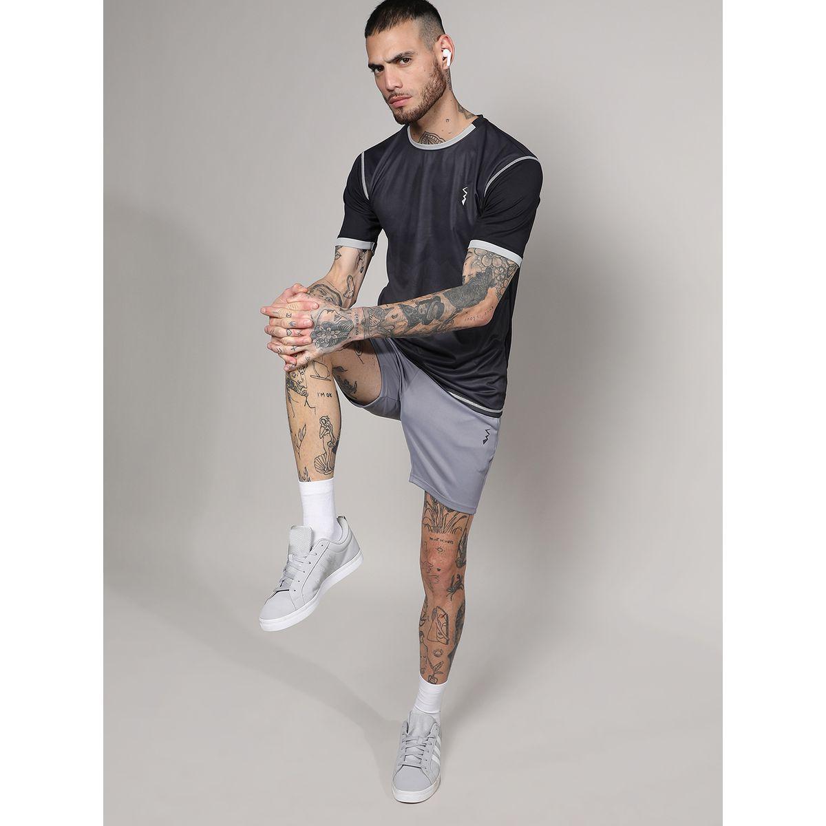 Campus Sutra X Styli  Geometric Print Logo Detail T-Shirt-men-clothing-sportswearandactivewear-tshirtsandpolos-image-4