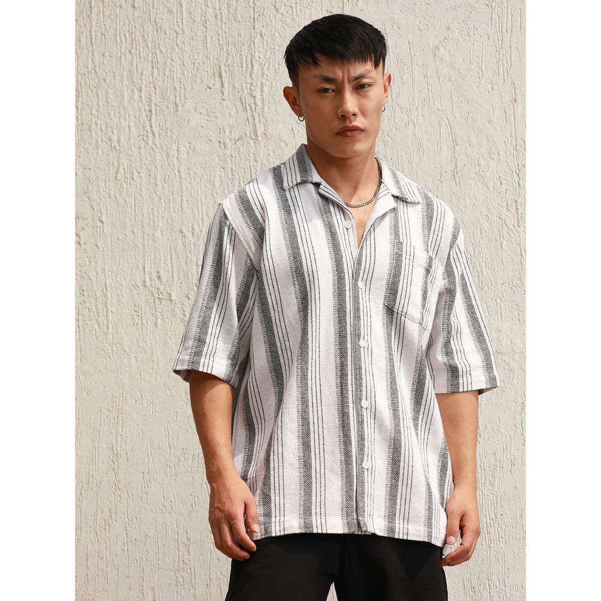 قميص مخطط بقصة مريحة وياقة ريزورت هابر هولم × ستايلي-men-clothing-shirts-image-1