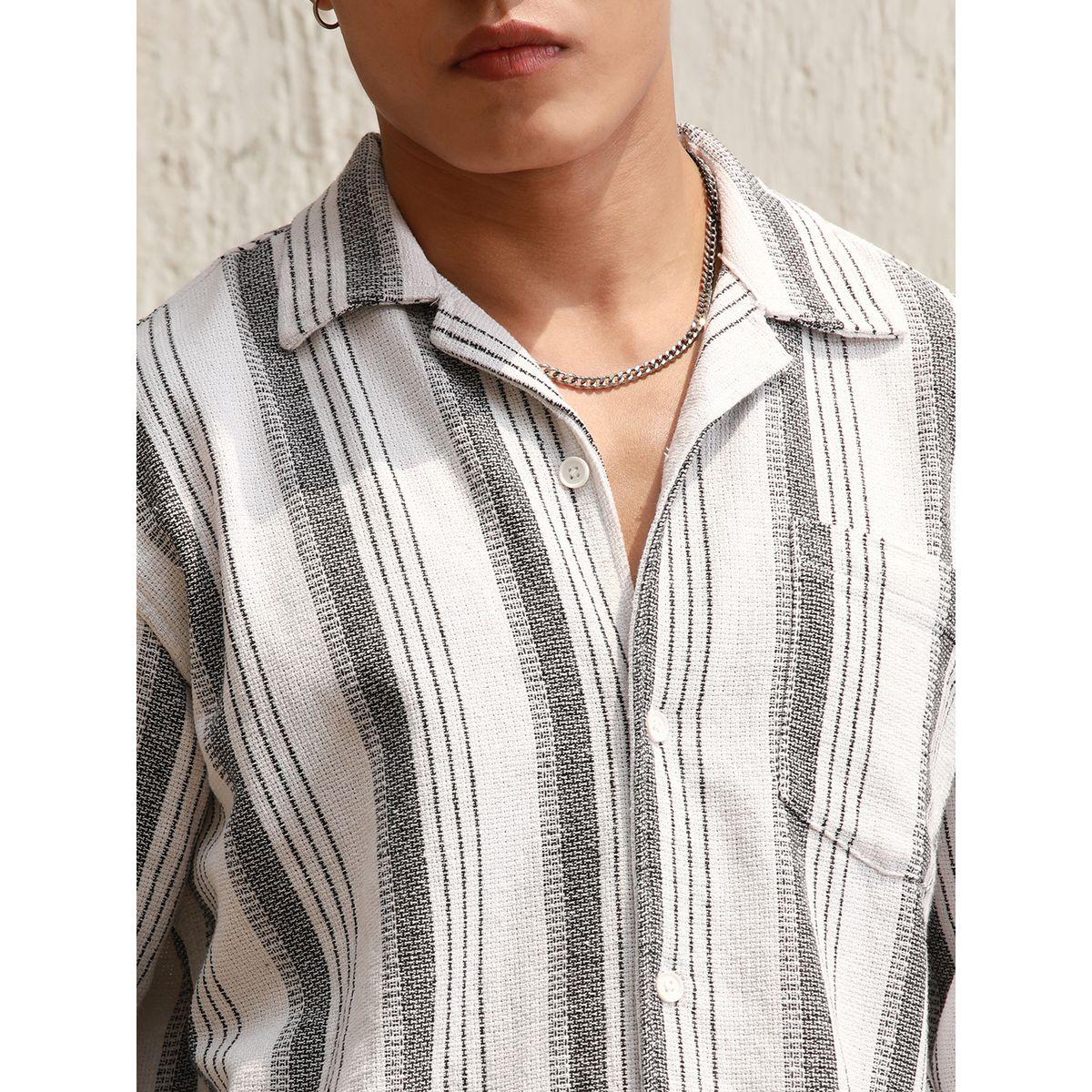 قميص مخطط بقصة مريحة وياقة ريزورت هابر هولم × ستايلي-men-clothing-shirts-image-3
