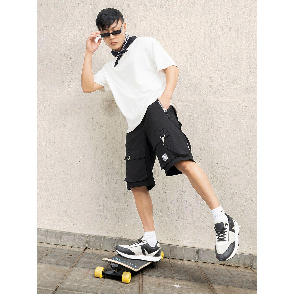 Hubberholme X Styli  Front Flap Pocket Relaxed Fit Shorts-men-clothing-bottoms-shorts-image-5
