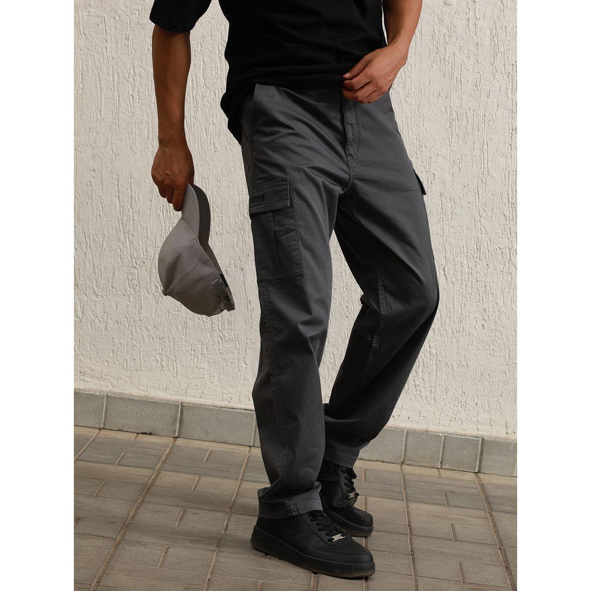 Hubberholme X Styli  Solid Relaxed Fit Cargo Pants-men-clothing-bottoms-trousersandchinos-trousers-image-1