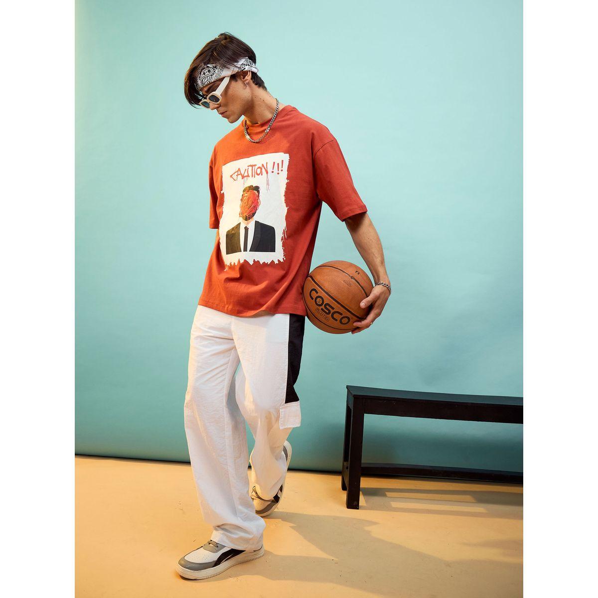 بنطال باراشوت مع جيب بطية وتفاصيل مُتباينة ماسكلن ساسافراس × ستايلي-men-clothing-bottoms-trousersandchinos-trousers-image-2