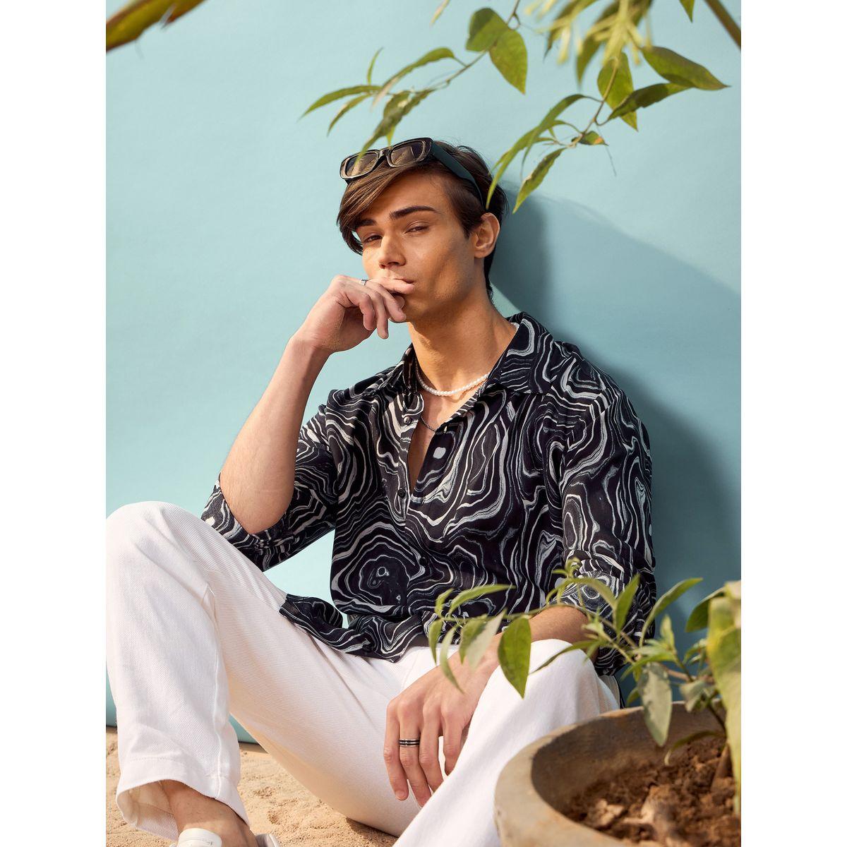 قميص بطبعة ماربل مع قصة مريحة ماسكلن ساسافراس × ستايلي-men-clothing-shirts-image-2