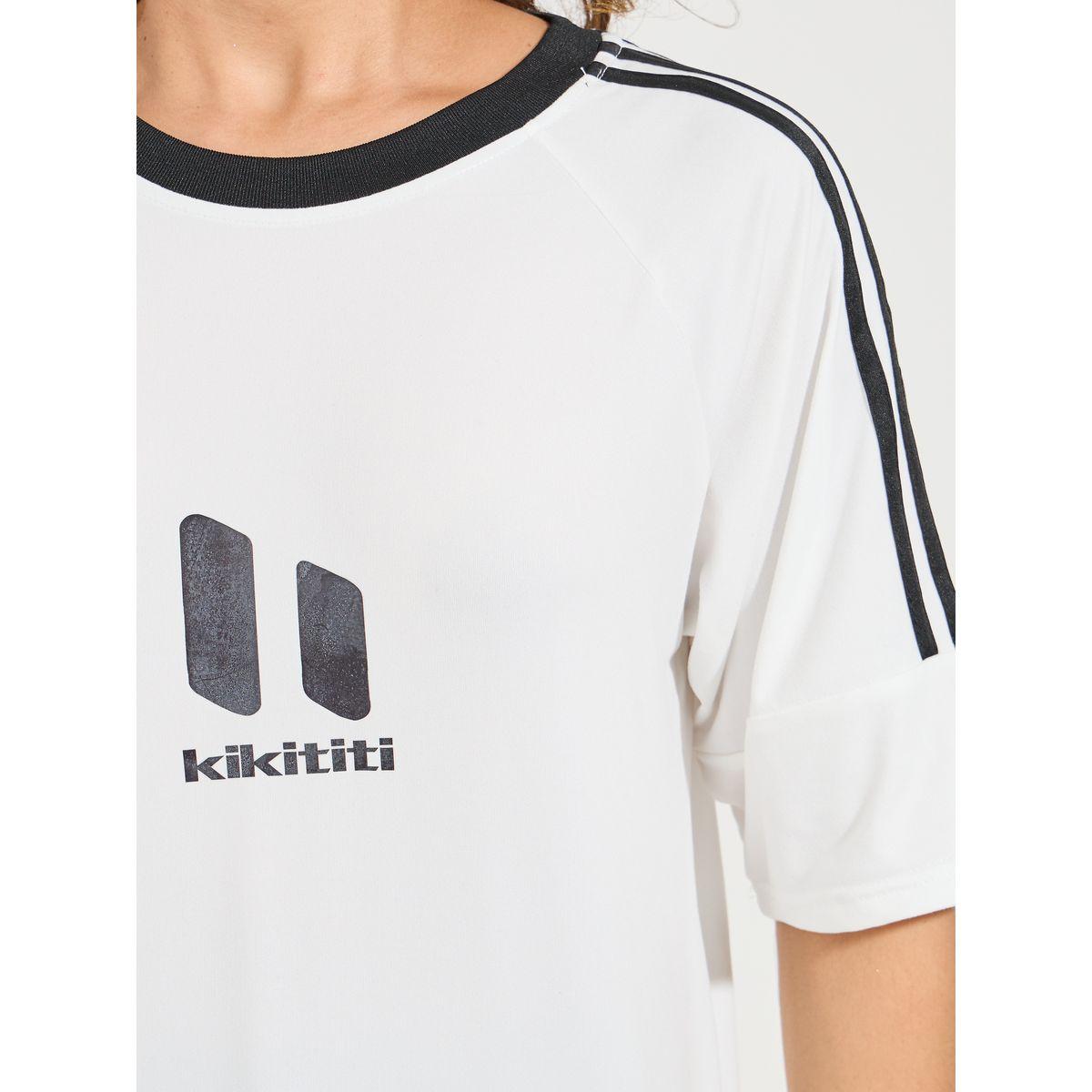تيشيرت فضفاض باشرطة جانبية مع تفاصيل مُتباينة-women-clothing-tshirts-image-4