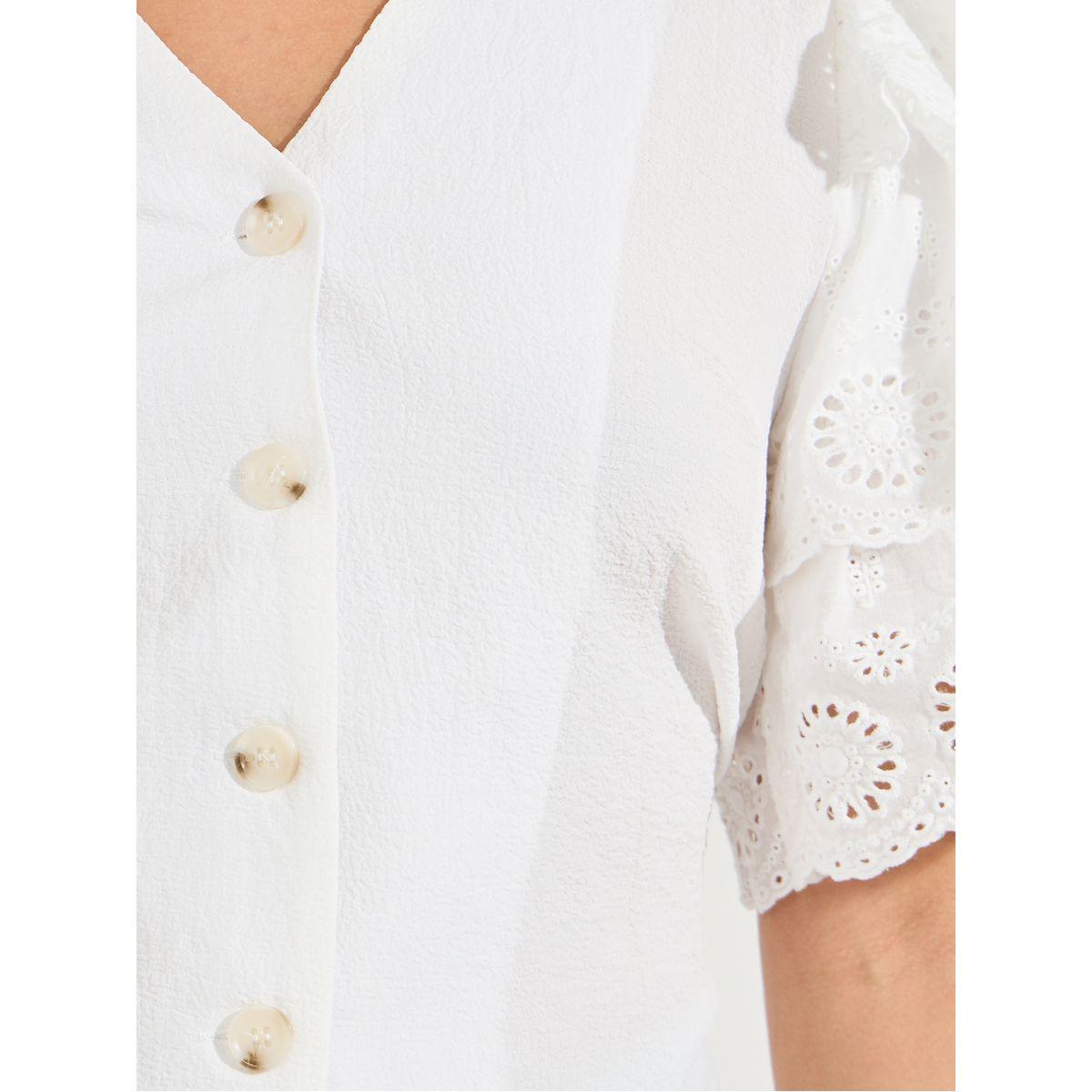 بلوزة مزينة بفتحات مع اكمام بكشكش-women-clothing-shirtsandblouses-blouses-image-4