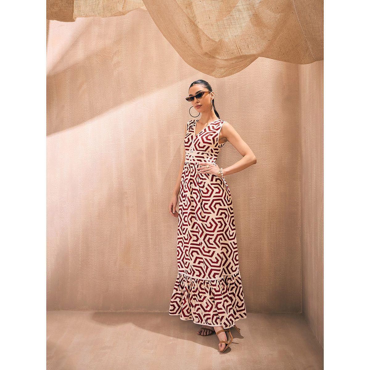 فستان طويل مطبع بنمط هندسي وكسرات ساسافراس × ستايلي-women-clothing-dresses-image-2