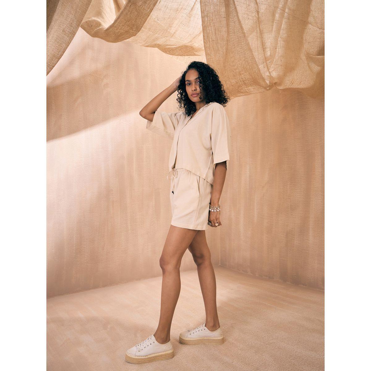 طقم منسق من شورت مع بلوزة قصيرة سادة ساسافراس × ستايلي-women-clothing-coordsets-image-3