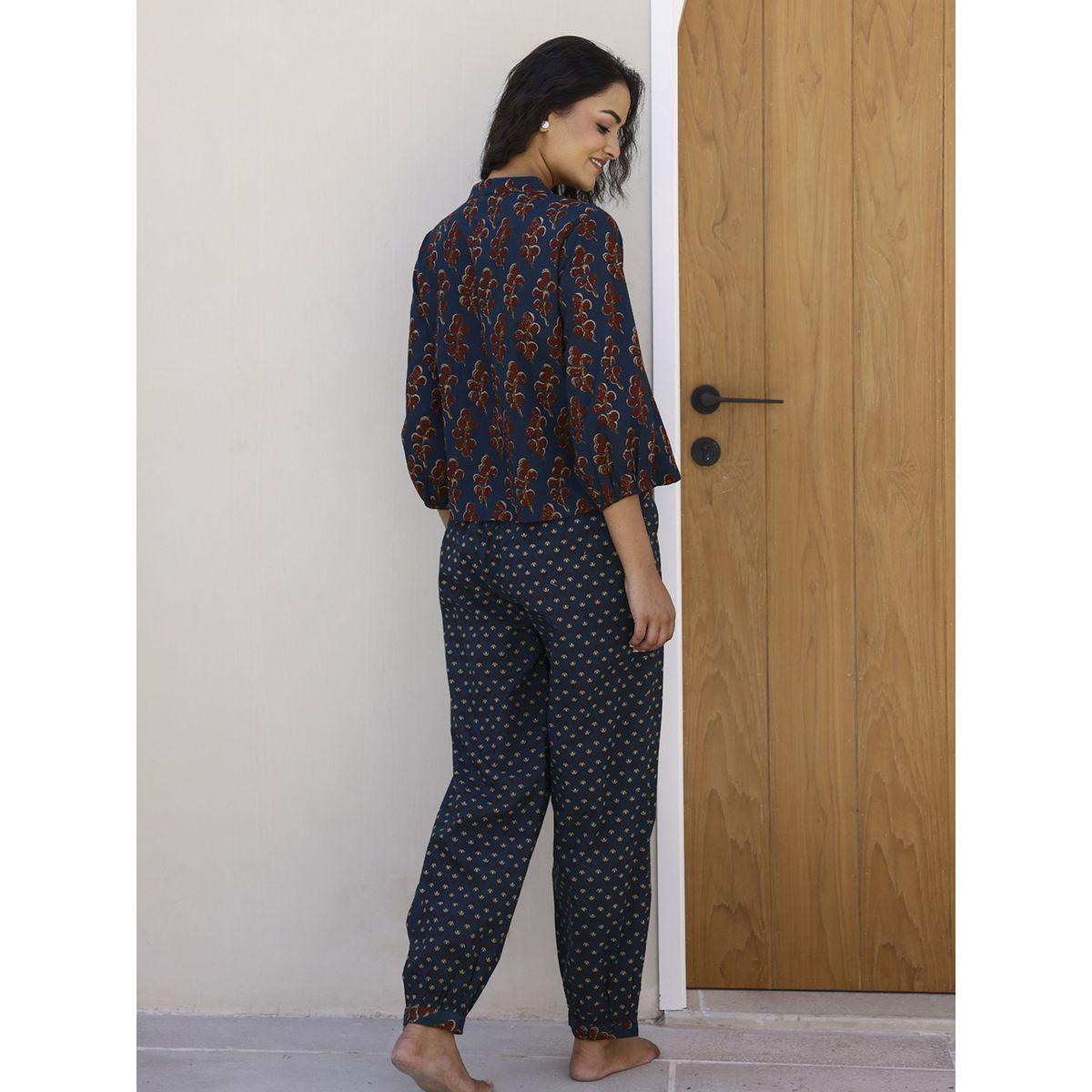 طقم من بنطال بيجاما مع بلوزة قطن مطبعة بزهور سانسكريتي هومز × ستايلي-women-clothing-nightwear-pyjamas-longsets-image-4