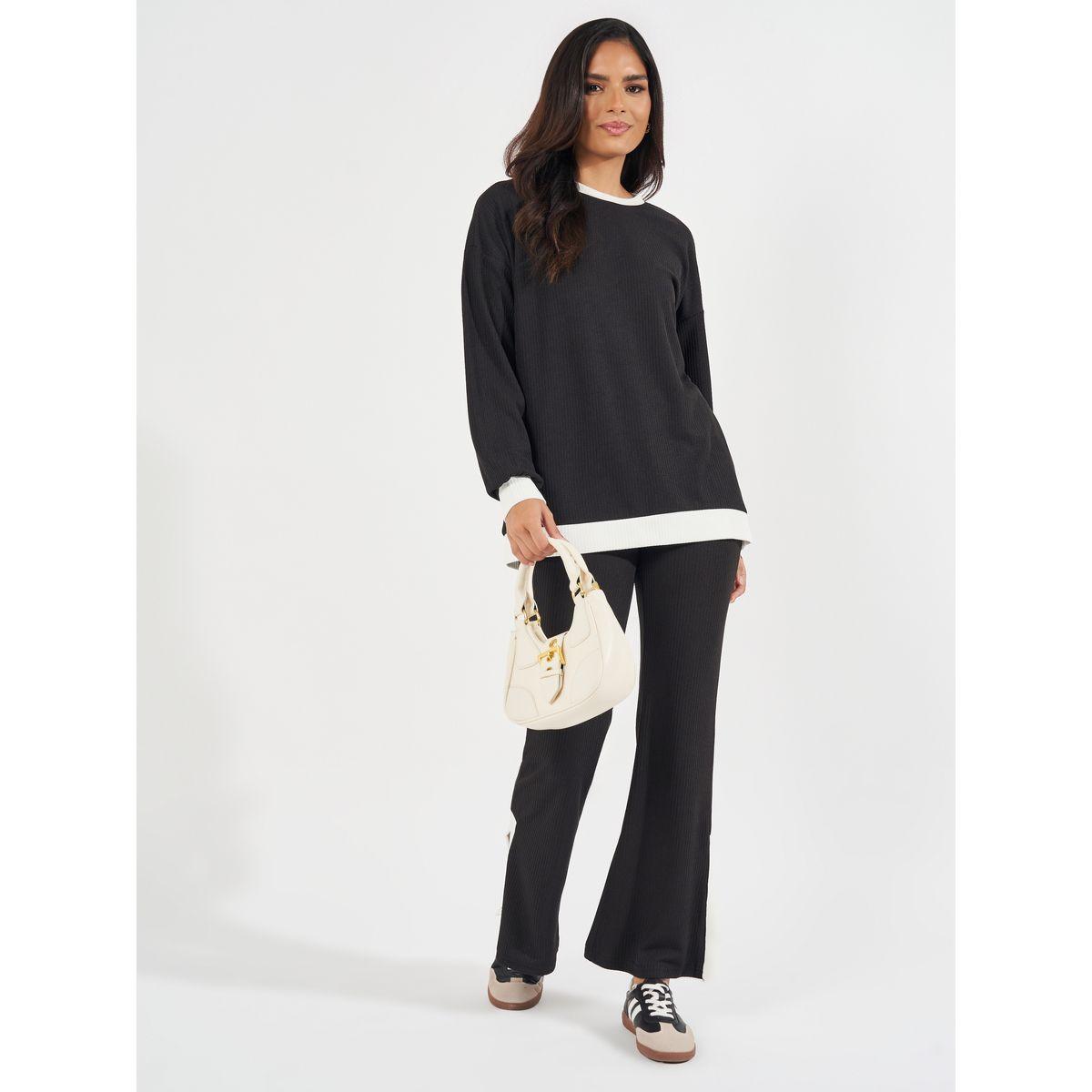 طقم منسق من جوغر واسع وبلوزة فضفاضة بتفاصيل محبوكة-women-clothing-coordsets-image-1