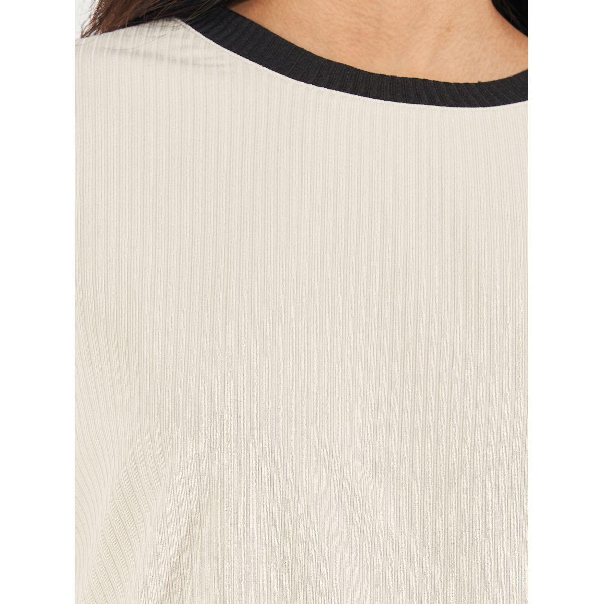 طقم منسق من جوغر واسع وبلوزة فضفاضة بتفاصيل محبوكة-women-clothing-coordsets-image-3
