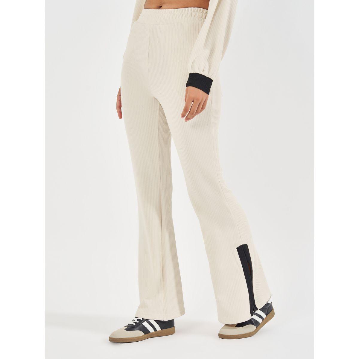 Styli Ribbed Knit Oversized Top & Flared Joggers Co-Ords-women-clothing-coordsets-image-4