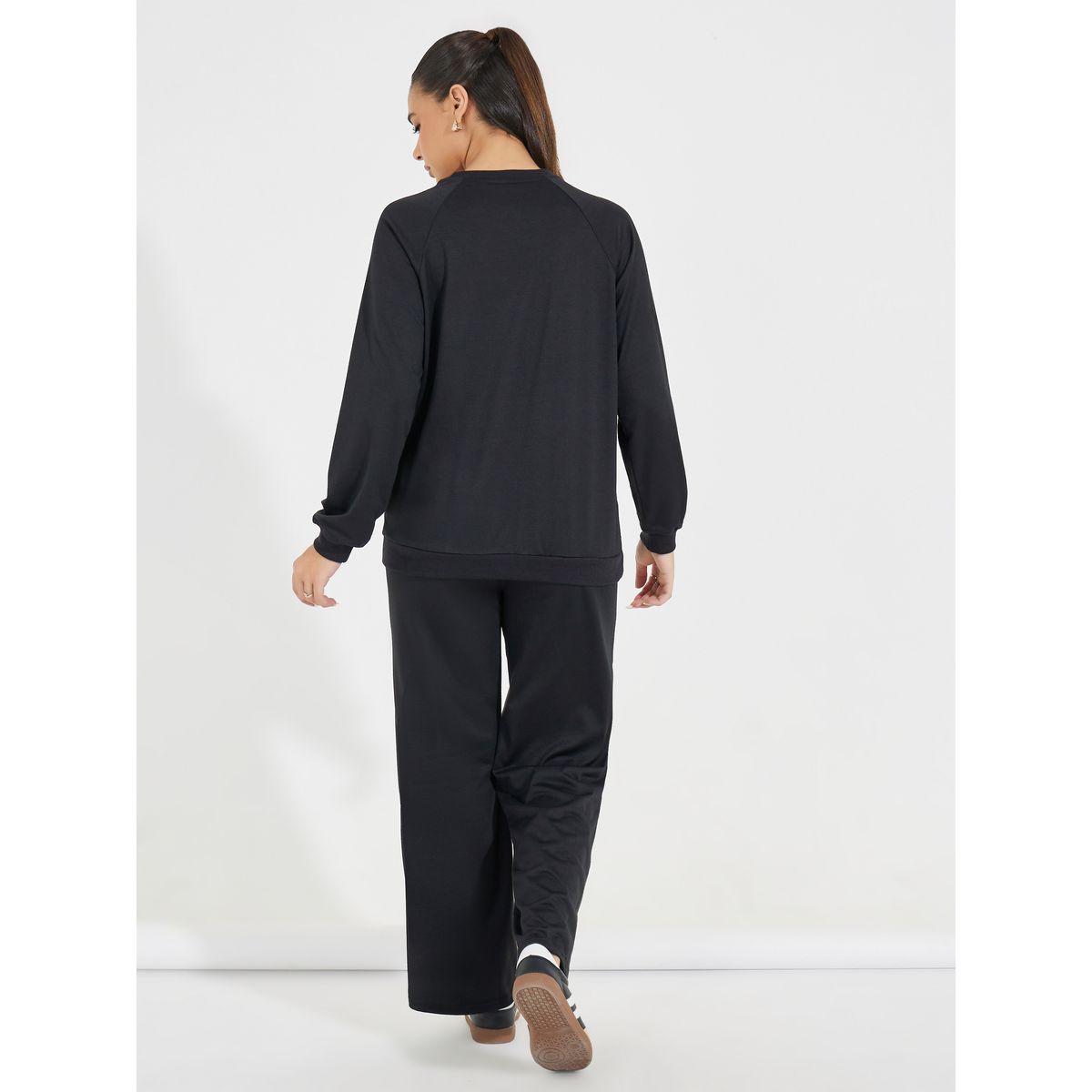 طقم منسق من جوغر مع سويت شيرت مطبع بكتابة-women-clothing-coordsets-image-6