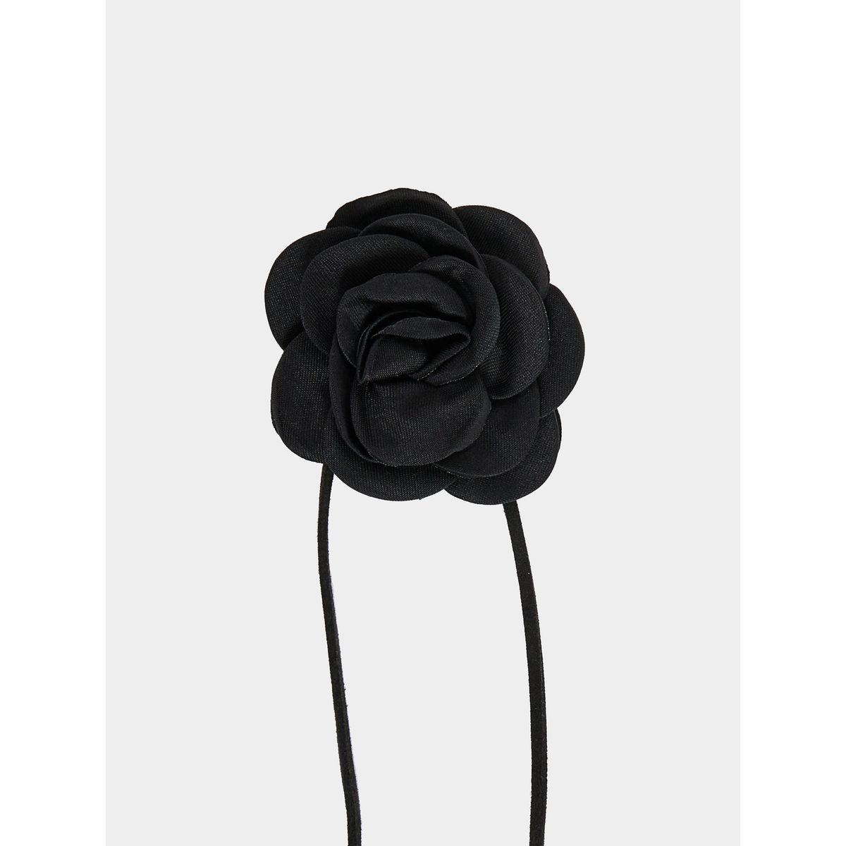 Styli Flower Accent Choker-women-watchesandjewellery-jewellery-necklacesandpendants-image-3