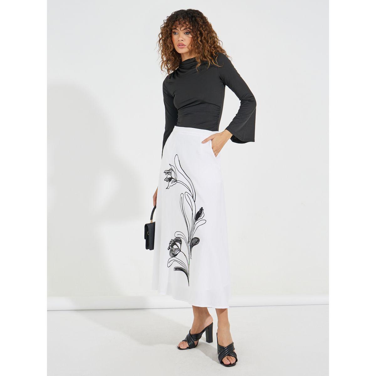 Styli Floral Placement Print A-Line Maxi Skirt-women-clothing-bottoms-skirts-image-1