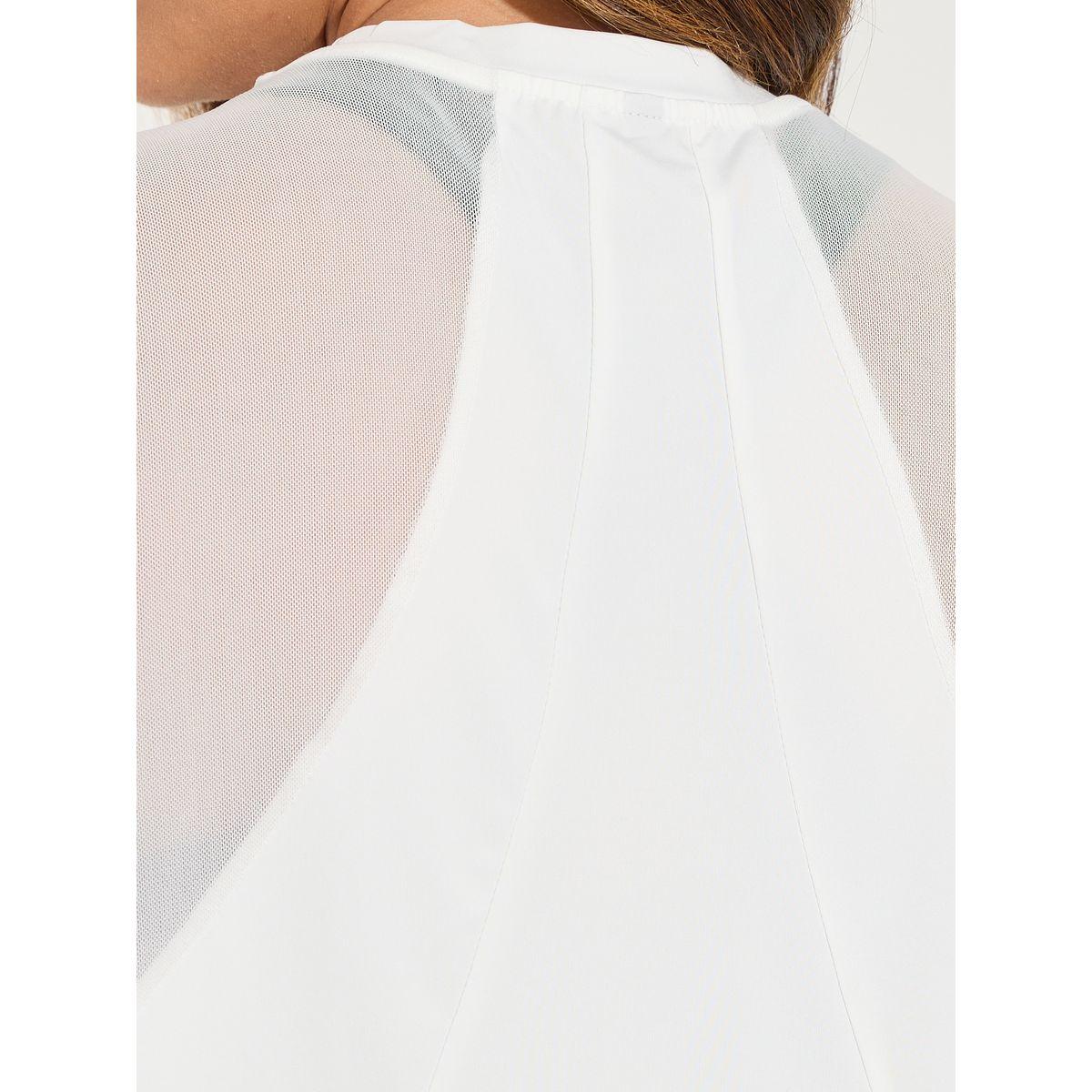 بلوزة سادة بتفاصيل شبكية ودرزات مع اكمام قصيرة-women-clothing-sportswearandactivewear-tshirtsandvests-image-1