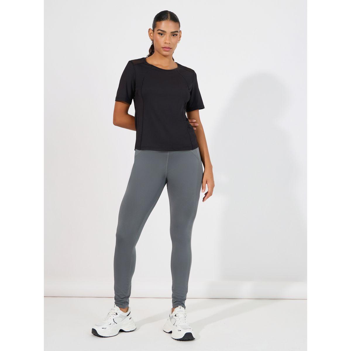 Styli Active Back Peep Text Detail Mesh Insert Short Sleeve Top-men-clothing-sportswearandactivewear-tshirtsandpolos-image-3