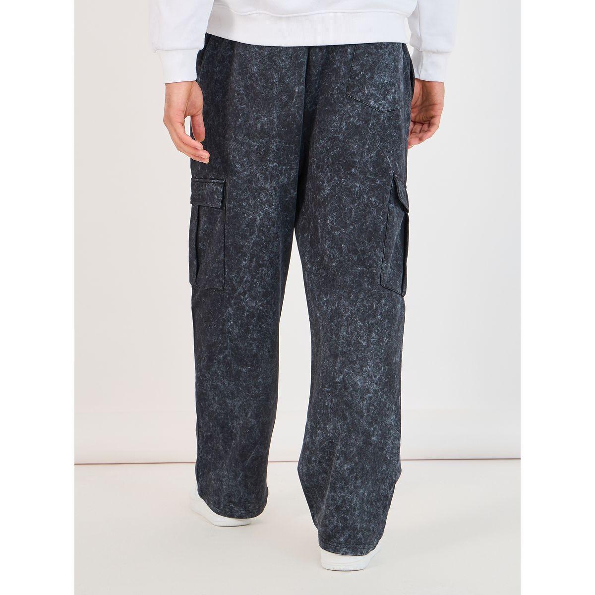 جوغر فضفاض بتفاصيل مشطوفة وجيب كارجو-men-clothing-bottoms-joggers-image-5