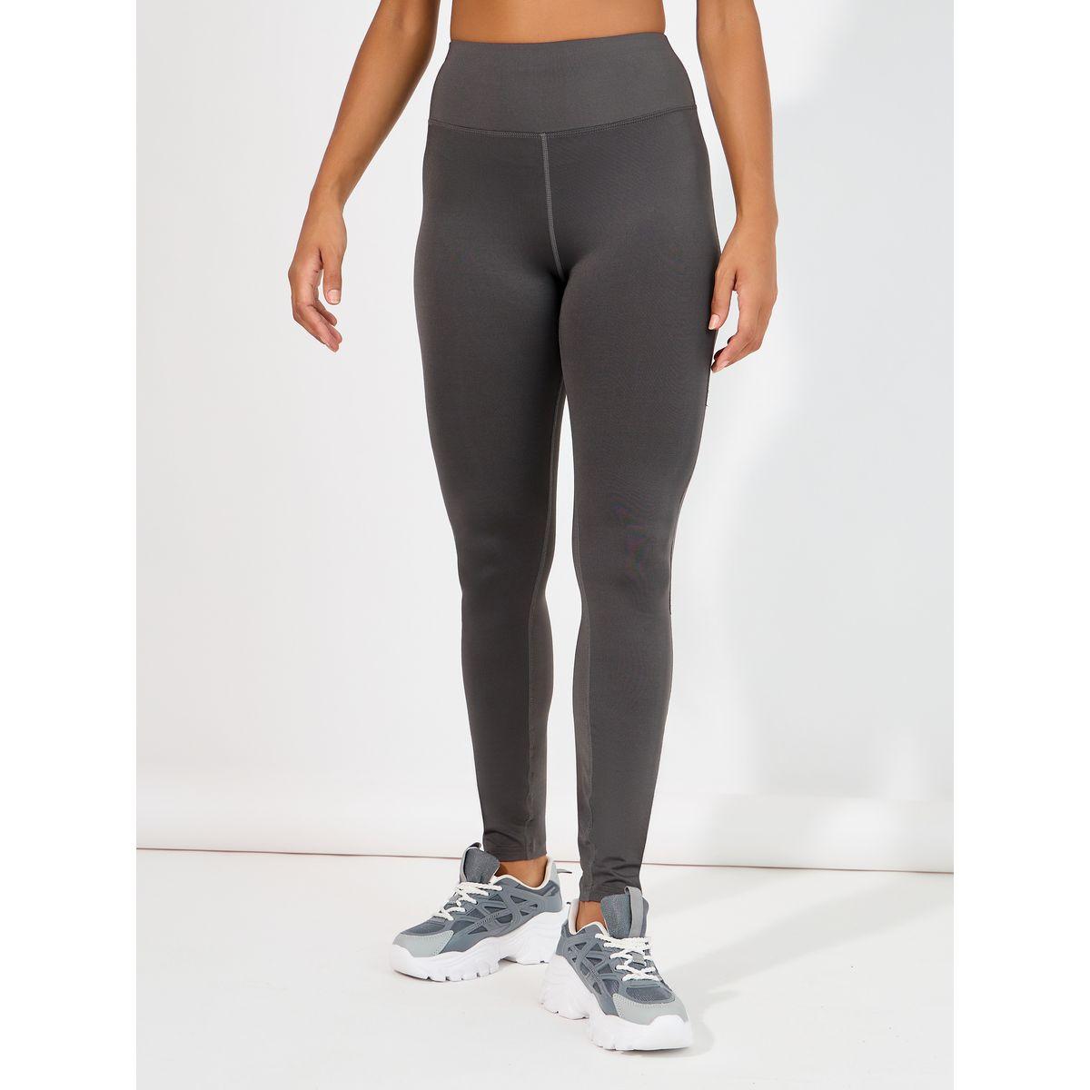 مجموعة من ليقنز مع صدرية وبلوزة بلا أكمام-sports-women-clothing-trackpantsandtracksuits-image-10