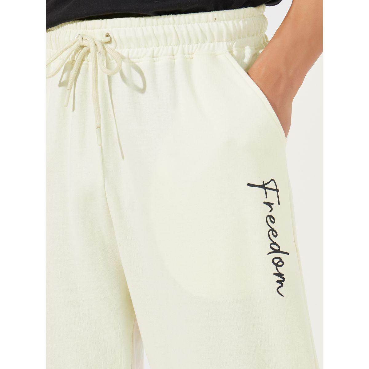 جوغر فضفاض بطبعة كتابة-men-clothing-bottoms-joggers-image-4