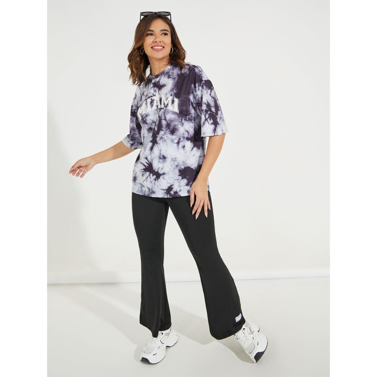 طقم منسق من بنطال وتيشيرت بطبعات تاي داي-women-clothing-coordsets-image-1