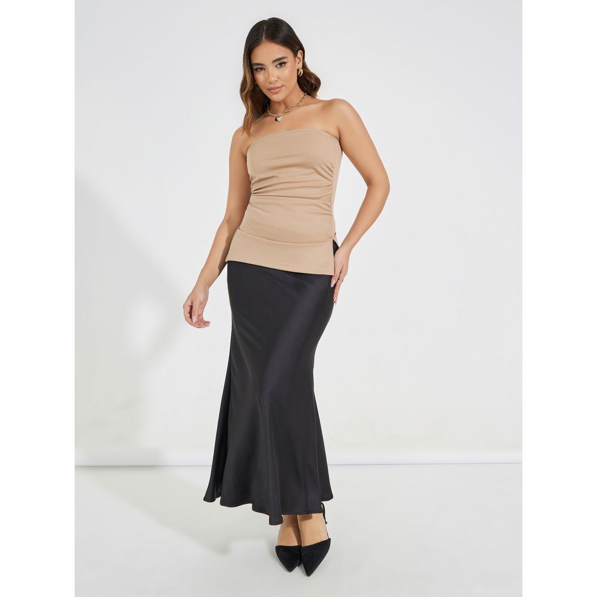 بلوزة مُجسمة بياقة باندو وتفاصيل مزمومة-women-clothing-tshirts-image-2