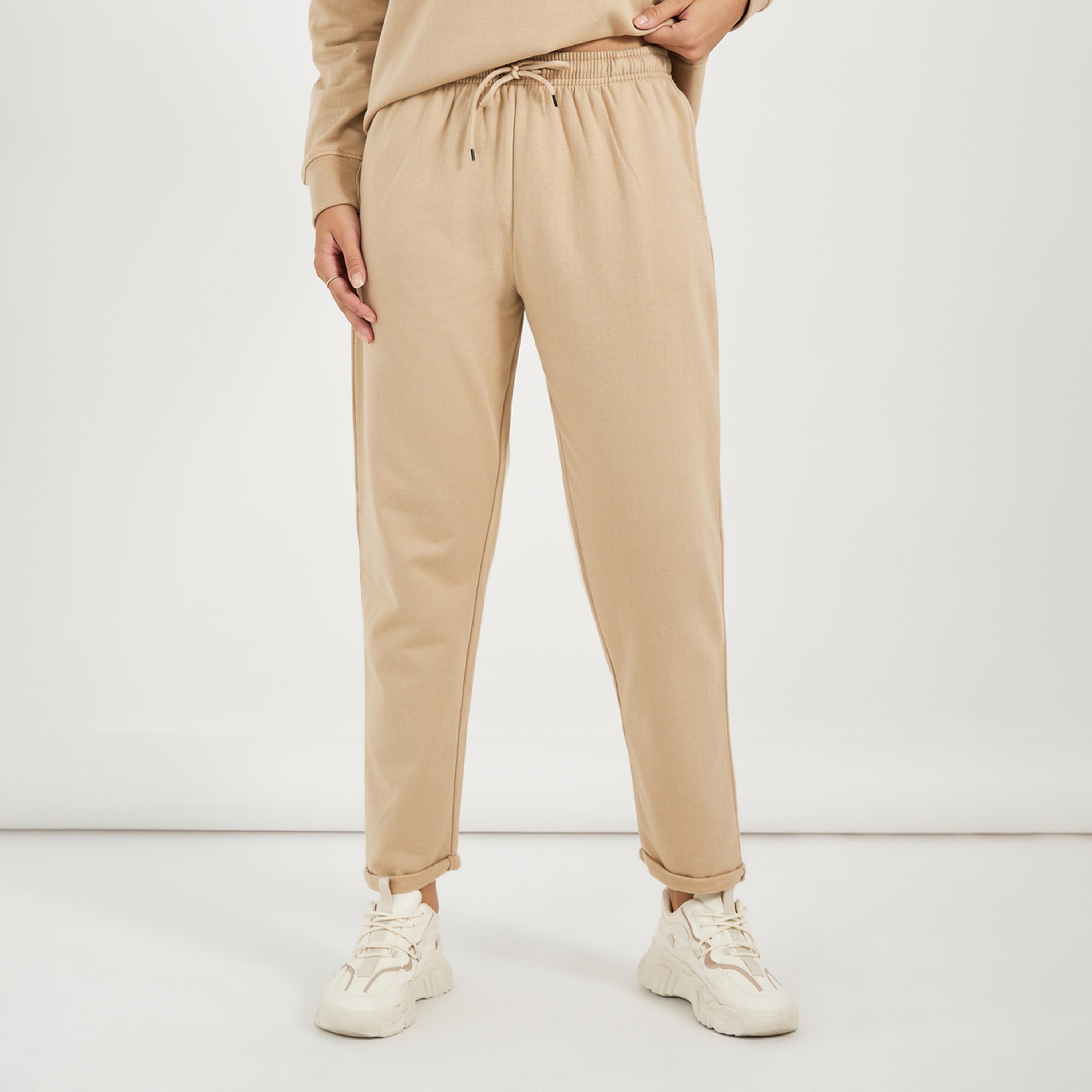 Styli Snap Button Placket Sweatshirt and Cuffed Joggers Co-Ords-women-clothing-coordsets-image-4