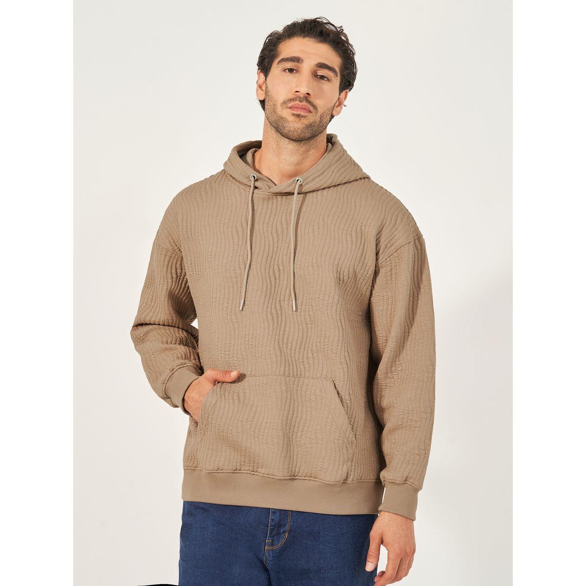 هودي بقصة مريحة وجيوب كانجارو-men-winterwear-hoodiesandsweatshirts-image-3