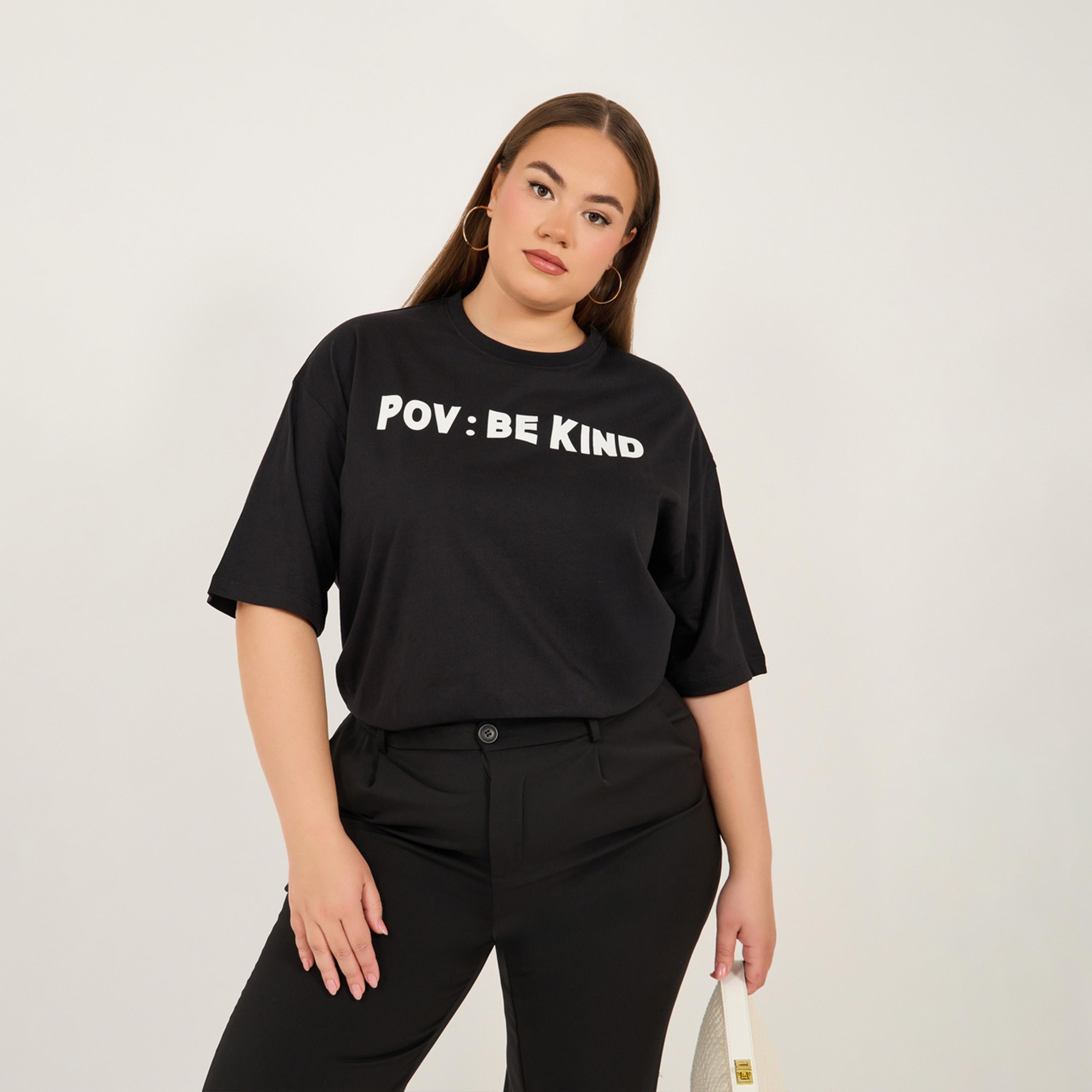 ستايلي - تي شيرت كبير الحجم بأكمام قصيرة ورقبة دائرية وطبعة be kind-women-clothing-nightwear-pyjamas-tops-image-1