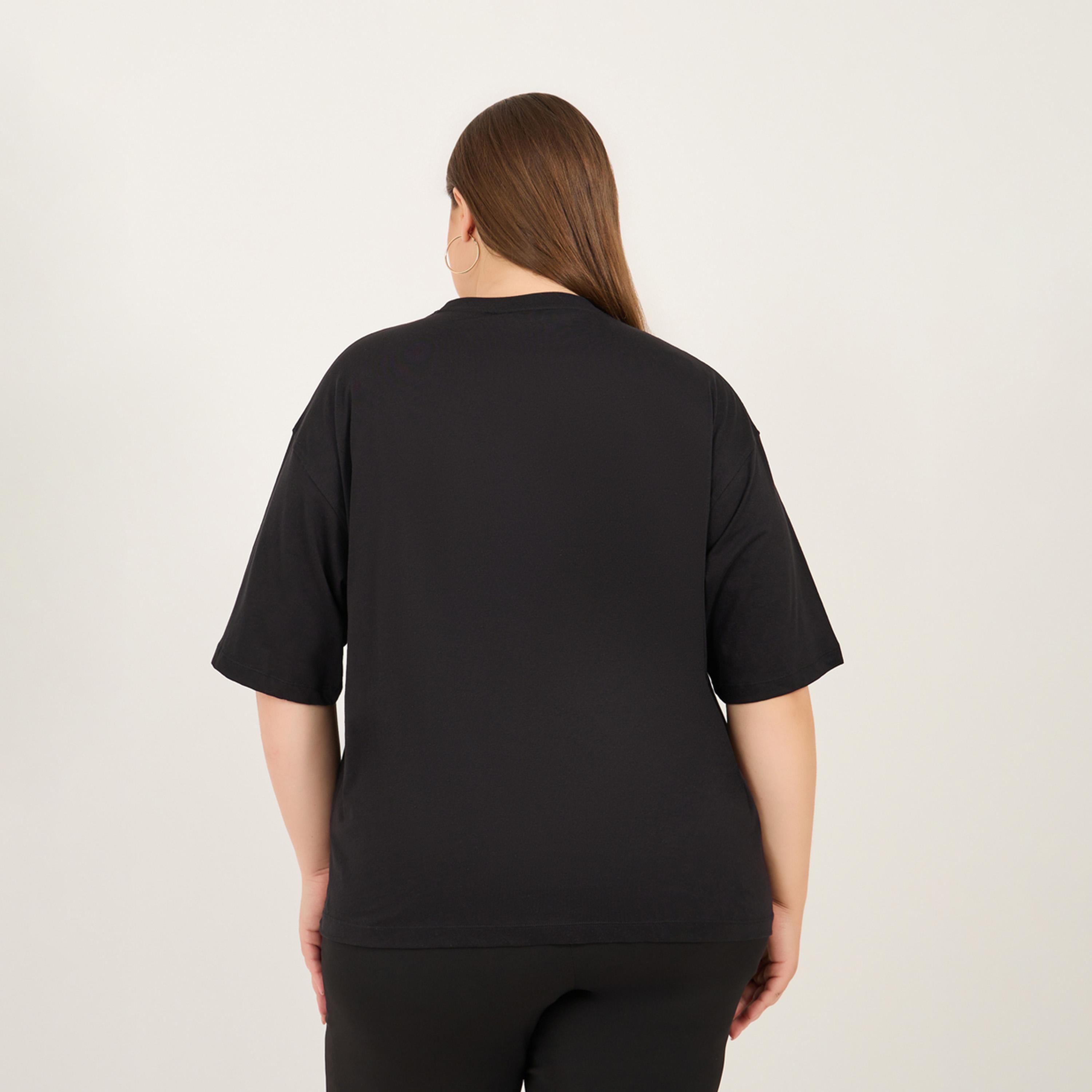 Styli Plus Be Kind Slogan Round Neck Short Sleeve Oversized T-Shirt-women-clothing-nightwear-pyjamas-tops-image-5