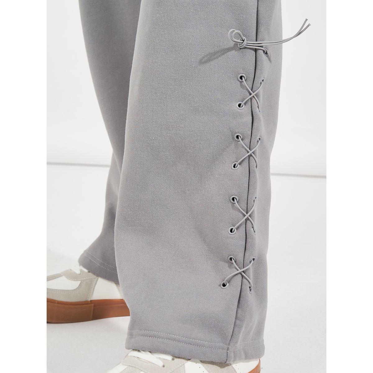 Styli Eyelet Detail Bonded Fleece Oversized Joggers-men-clothing-bottoms-joggers-image-5
