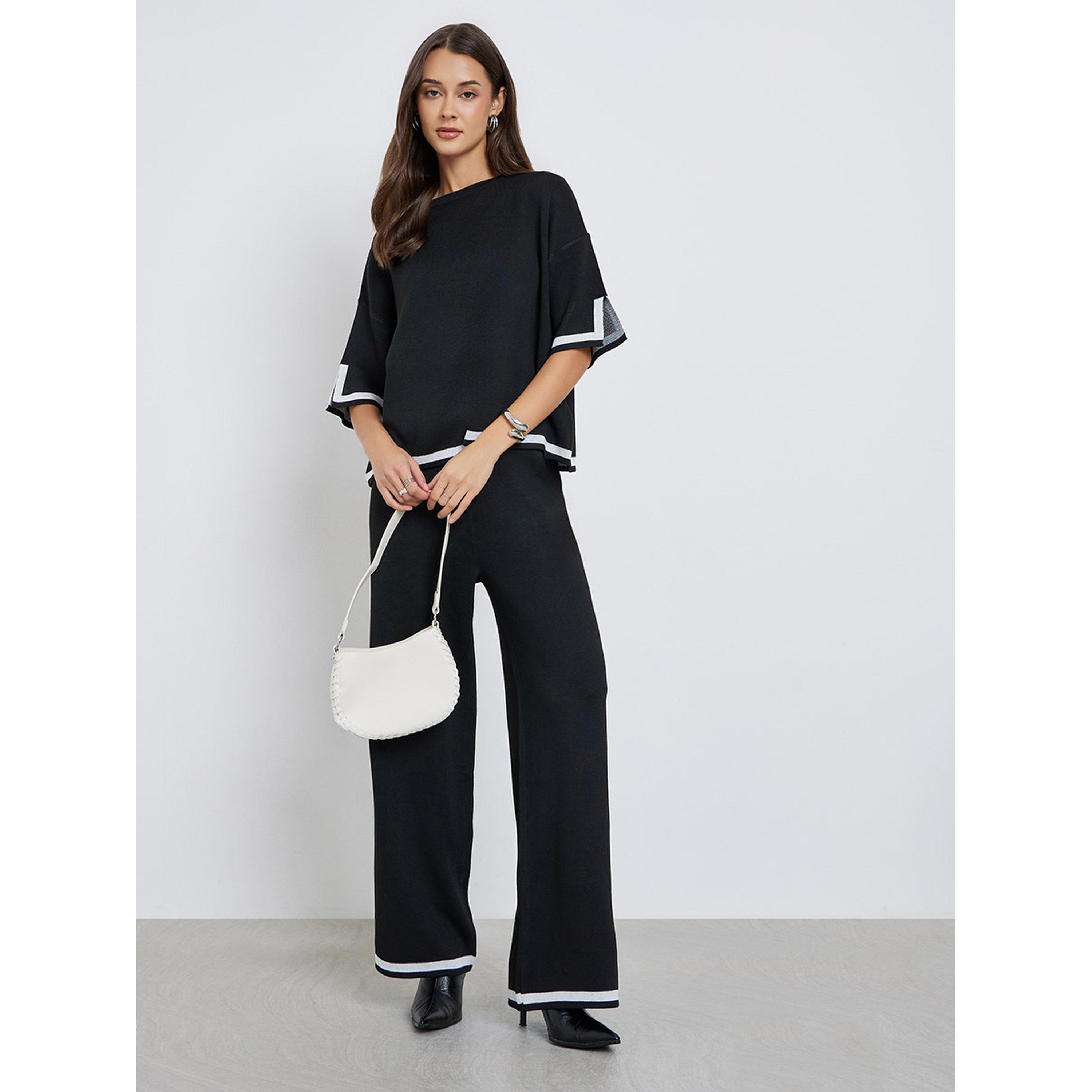 بلوزة محبوكة بقصة مريحة وتفاصيل مُتباينة-women-clothing-shirtsandblouses-blouses-image-2
