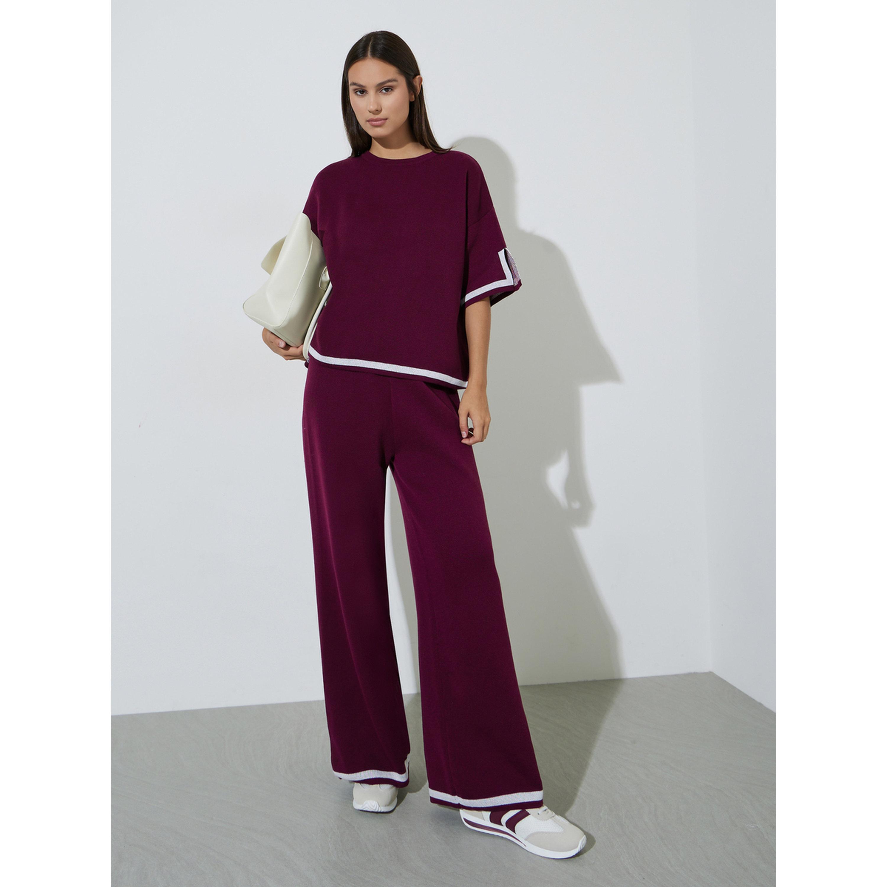 Styli Burgundy Relaxed Knit Top with Contrast Trim-women-clothing-shirtsandblouses-blouses-image-2