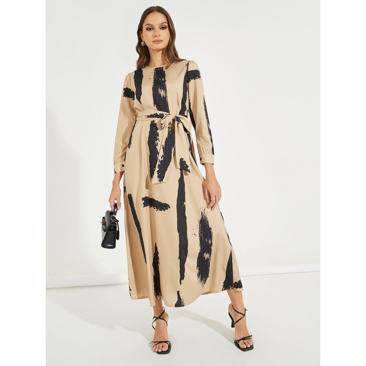 فستان طويل بياقة دائرية واكمام طويلة مع رباط خصر-women-clothing-dresses-image-4
