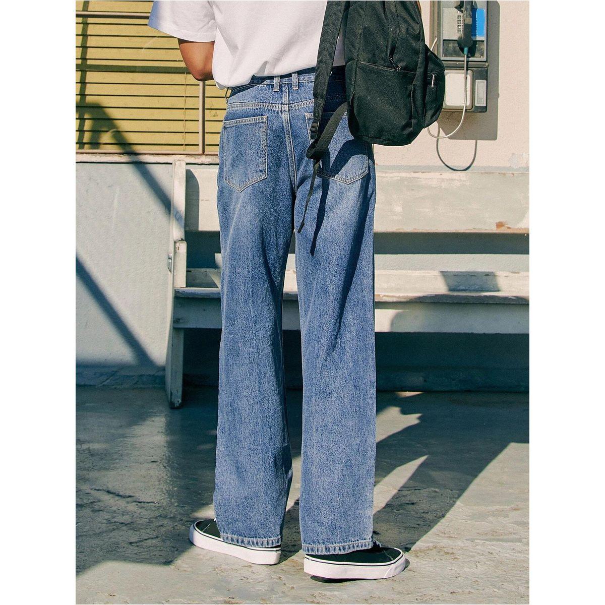 Kotty X Styli  Relaxed Fit Jeans with Pockets-men-clothing-bottoms-jeans-image-2