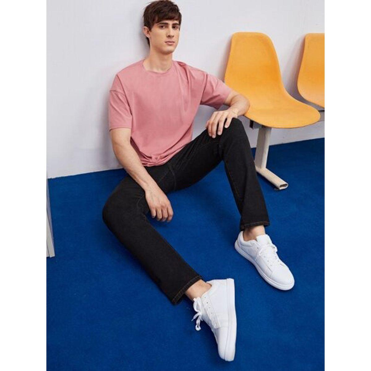 جينز سادة بقصة عادية وخصر منخفض-men-clothing-bottoms-jeans-image-1