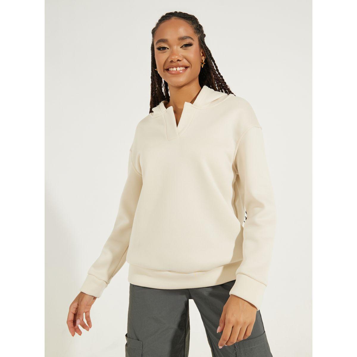 Styli Regular Fit Notch Detail Hoodie-women-clothing-hoodiesandsweatshirts-hoodies-image-3