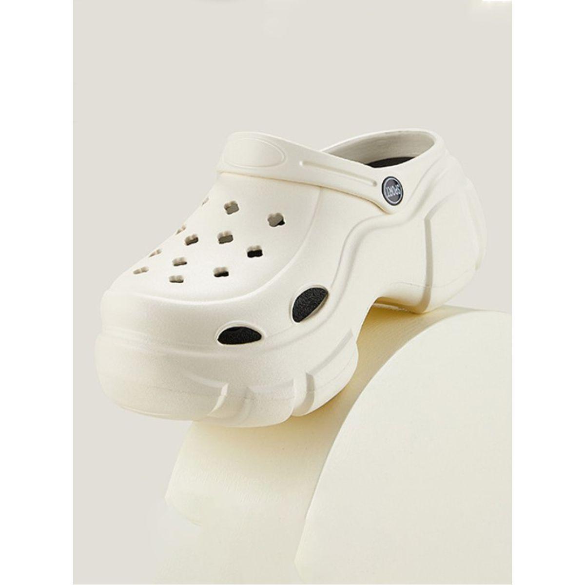 كلوغز بنعل بلاتفورم وفتحات سنِيك-أ-بِيك × ستايلي-women-shoes-sandals-flats-image-8