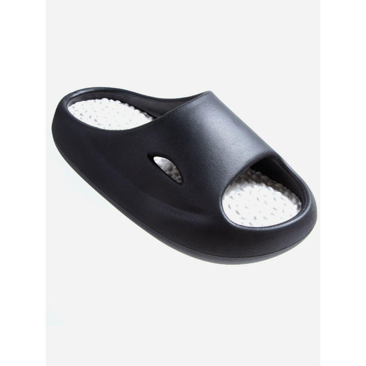 شبشب بتفاصيل فتحات سنِيك-أ-بِيك × ستايلي-women-shoes-flipflopsandslides-image-1