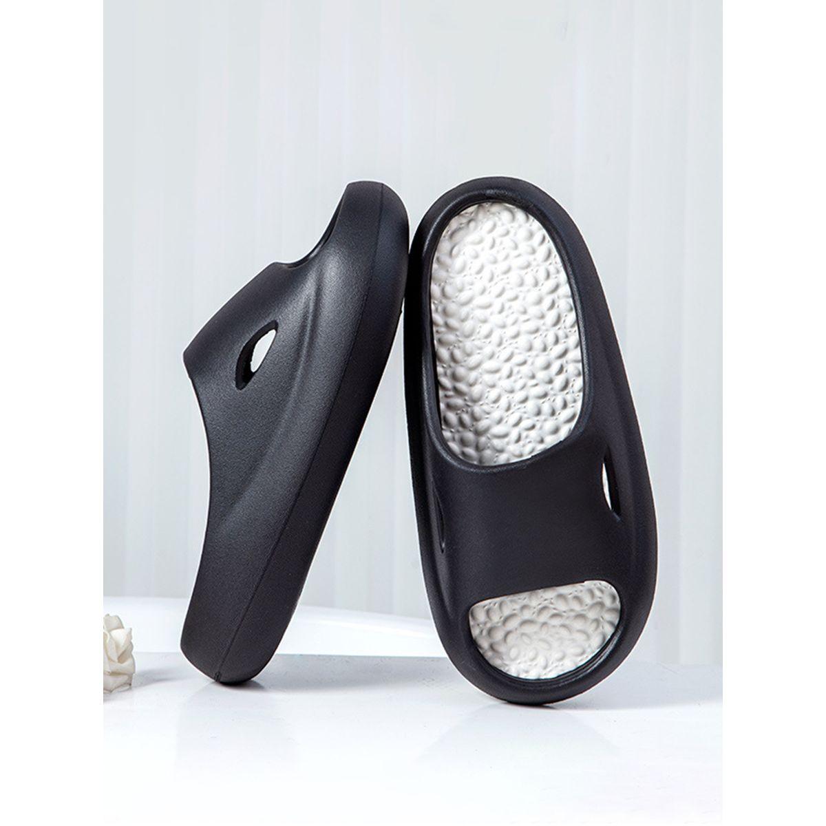 شبشب بتفاصيل فتحات سنِيك-أ-بِيك × ستايلي-women-shoes-flipflopsandslides-image-3